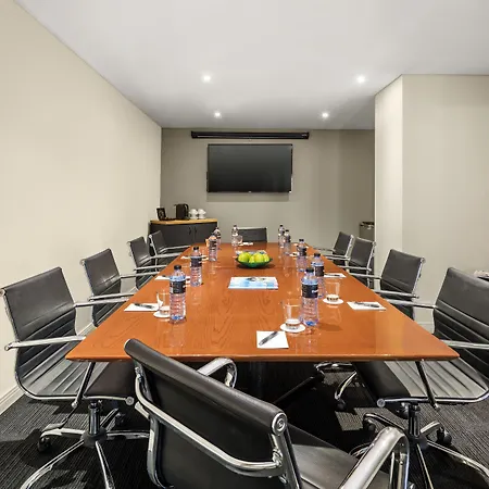 Oaks Sydney North Ryde Suites-3
